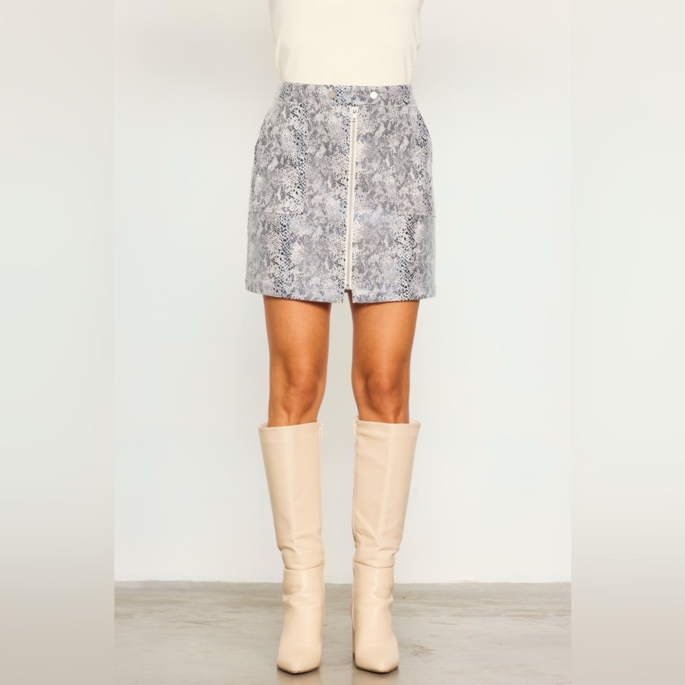 Snakeskin Mini Skirt | Like-New